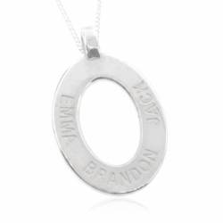 name pendant family oval on chain personalized