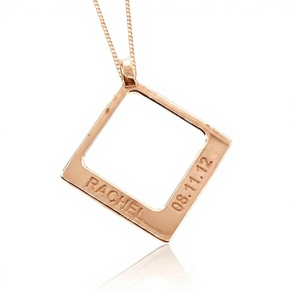 Name necklace pendant square uneik rose gold