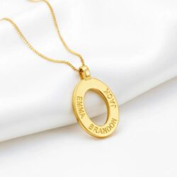 name pendant family oval on chain personalized