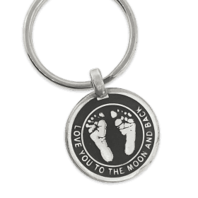 personalised jewellery that features your loved ones handprint, footprint, fingerprint, name or a special moment. Create a beautiful keepsake or a memory piece of unique jewelry.