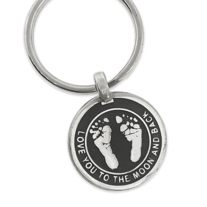 personalised jewellery that features your loved ones handprint, footprint, fingerprint, name or a special moment. Create a beautiful keepsake or a memory piece of unique jewelry.