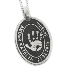 Personalized jewelry by Uneik Jewellery Australia. Made with fingerprint, handprint, footprints and names. 9ct gold and sterling silver.
