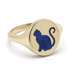memorial jewellery with cremation ashes