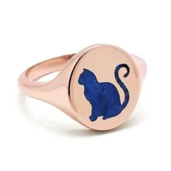 memorial jewellery with cremation ashes