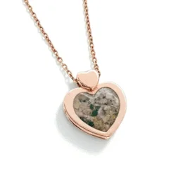Memorial ashes jewellery to remember your loved ones. Cremation jewellery.