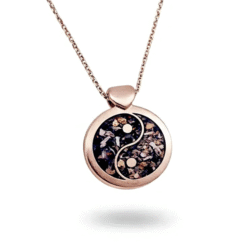 Memorial ashes jewellery to remember your loved ones. Cremation jewellery.